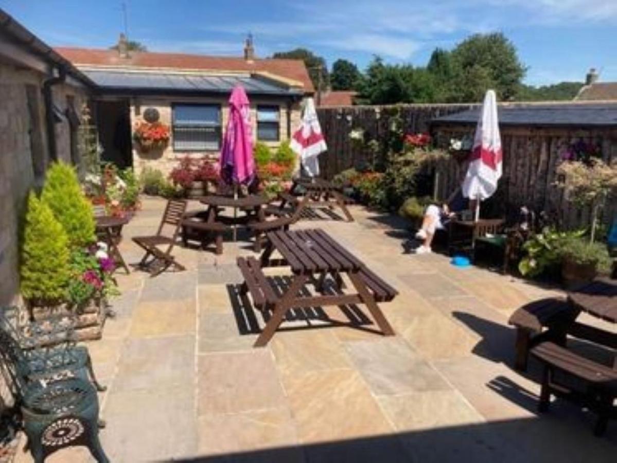 The Masons Arms Panzió Norham Kültér fotó